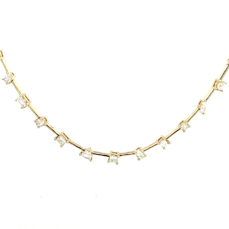 Fashion-Forward Jewelry At Exclusive Discounts 14K Yellow Gold Station Diamond Necklace