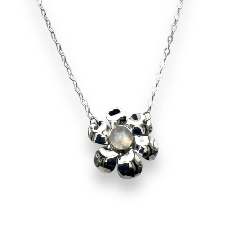 Stunning Jewelry At Even More Stunning Prices 3043 - Flower Power Chain