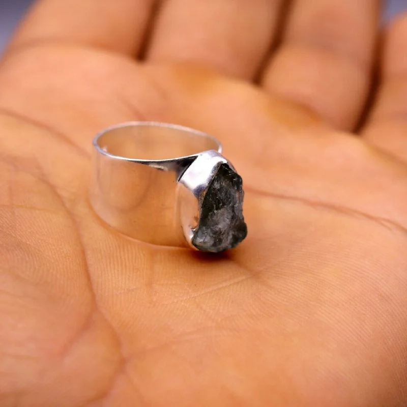Huge Savings On Timeless Jewelry Collections 925 sterling silver excellent rough quartz ring band unisex gifting India sr131 Huge Savings On Timeless Jewelry Collections 925 sterling silver excellent rough quartz ring band unisex gifting India sr131
