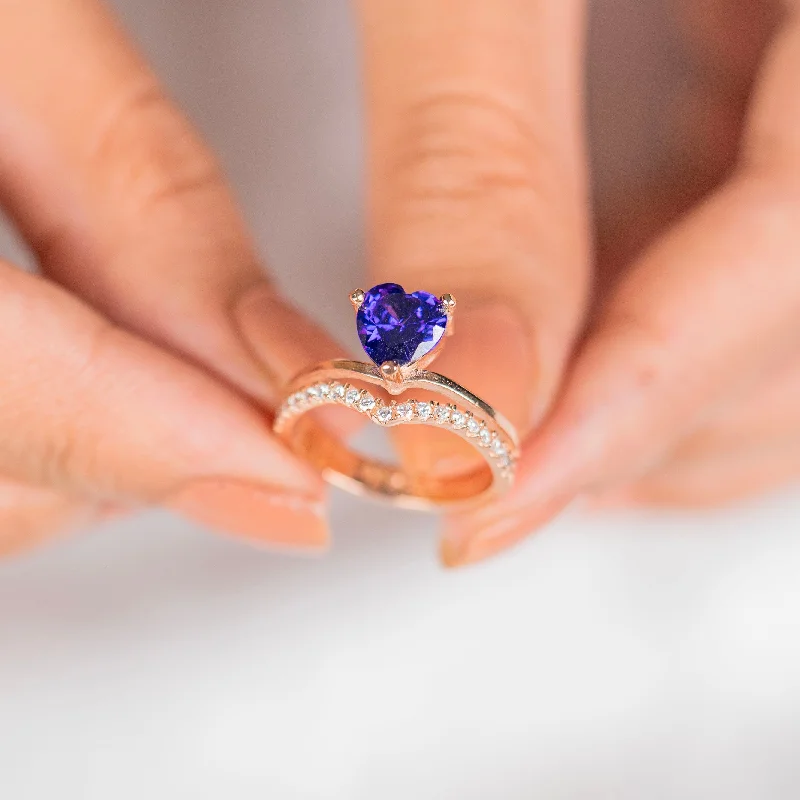 Luxury Jewelry Now At Special Promotional Rates Blue diamond heart design rose gold silver ring Luxury Jewelry Now At Special Promotional Rates Blue diamond heart design rose gold silver ring