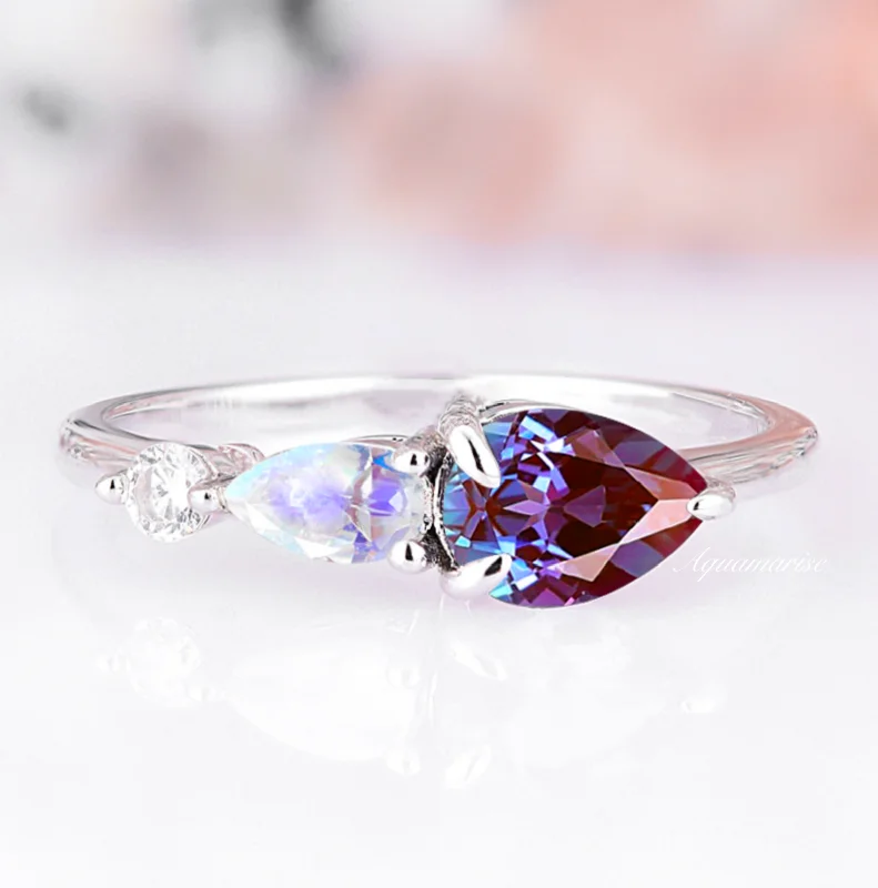 Grab Your Dream Jewelry At The Lowest Prices Alexandrite & Moonstone Ring- 925 Sterling Silver Grab Your Dream Jewelry At The Lowest Prices Alexandrite & Moonstone Ring- 925 Sterling Silver