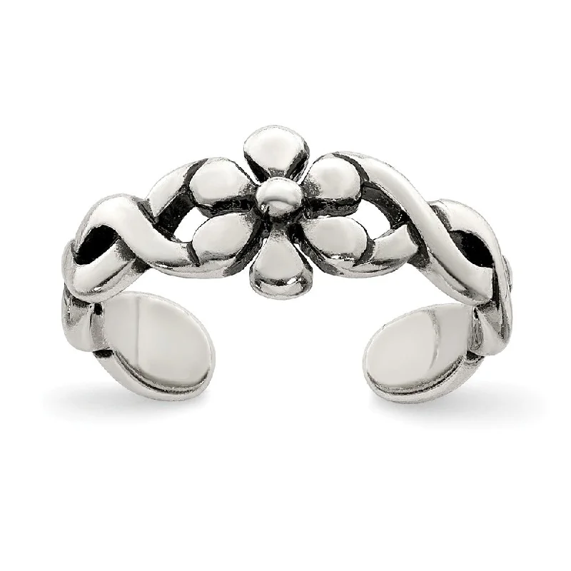 The Ultimate Jewelry Sale – Exclusive Styles At Great Prices Antiqued Daisy and Twist Toe Ring in Sterling Silver The Ultimate Jewelry Sale – Exclusive Styles At Great Prices Antiqued Daisy and Twist Toe Ring in Sterling Silver