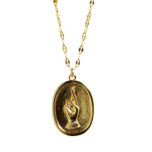 Seasonal Jewelry Deals – Elevate Your Style Fingers Crossed Necklace