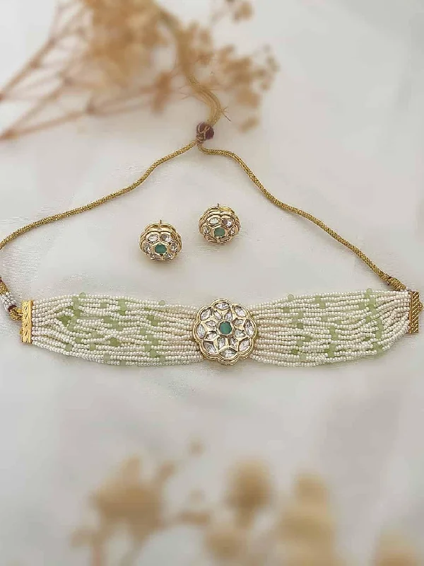 Classic And Modern Jewelry Styles On Sale Gold Plated Polki Zirconia And Pearl Beaded Choker Set Classic And Modern Jewelry Styles On Sale Gold Plated Polki Zirconia And Pearl Beaded Choker Set