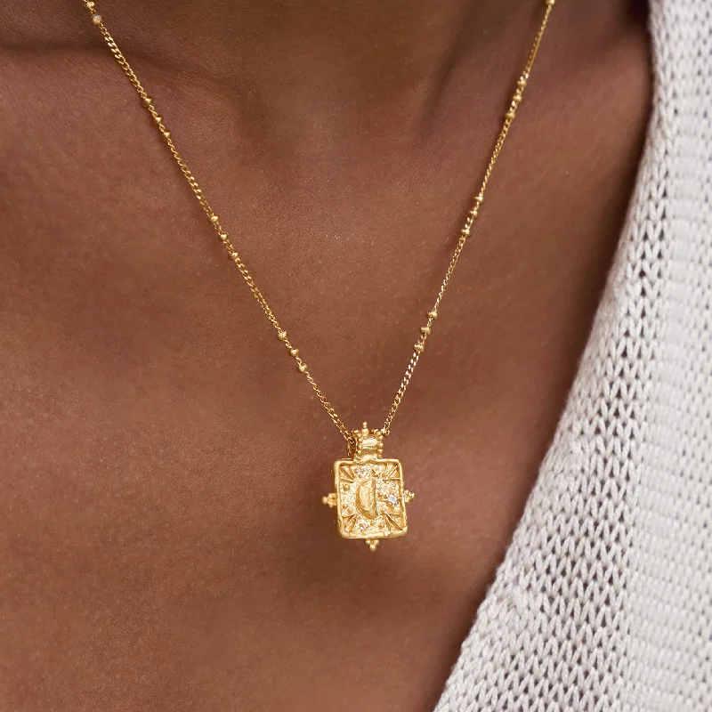 Affordable Luxury Jewelry For Every Occasion I Sink Into Love • Necklace