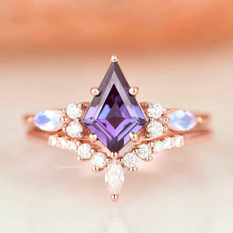 Premium Jewelry Now Available At Special Discounts Skye Kite™ Alexandrite & Moonstone Ring Set- 14K Rose Gold Vermeil Premium Jewelry Now Available At Special Discounts Skye Kite™ Alexandrite & Moonstone Ring Set- 14K Rose Gold Vermeil