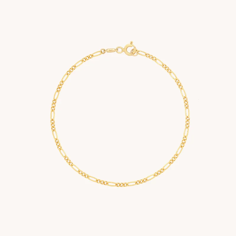 Upgrade Your Jewelry Collection For Less Soho Chain Bracelet in Solid Gold