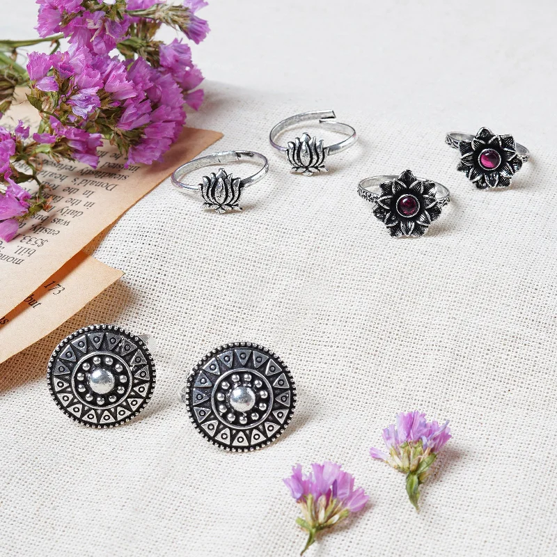 Dazzle In Elegance With Our Biggest Jewelry Sale Teejh Komala Set of 3 Silver Toe Rings Dazzle In Elegance With Our Biggest Jewelry Sale Teejh Komala Set of 3 Silver Toe Rings