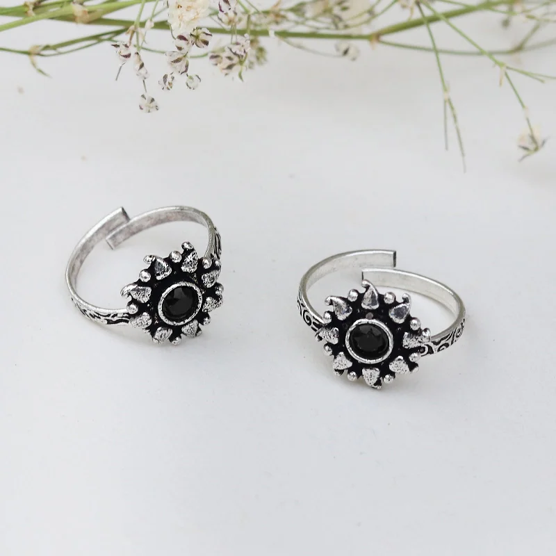 Exclusive Jewelry Sale – Limited-Time Discounts Teejh Miraya Black Stone Silver Oxidised Toe Rings Exclusive Jewelry Sale – Limited-Time Discounts Teejh Miraya Black Stone Silver Oxidised Toe Rings