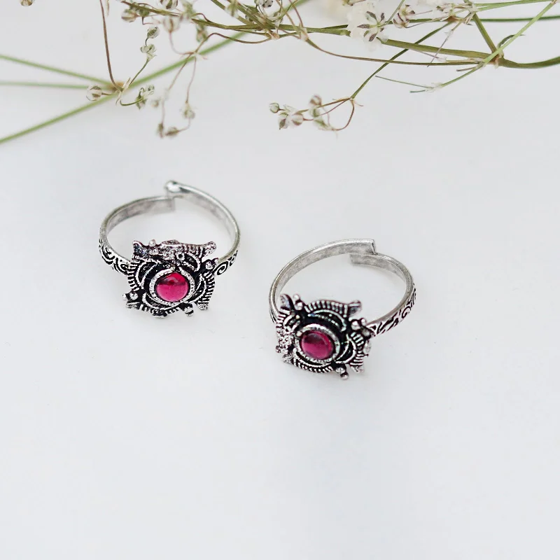 Shine Bright With Our Special Jewelry Promotions Teejh Niya Pink Stone Silver Oxidised Toe Rings Shine Bright With Our Special Jewelry Promotions Teejh Niya Pink Stone Silver Oxidised Toe Rings