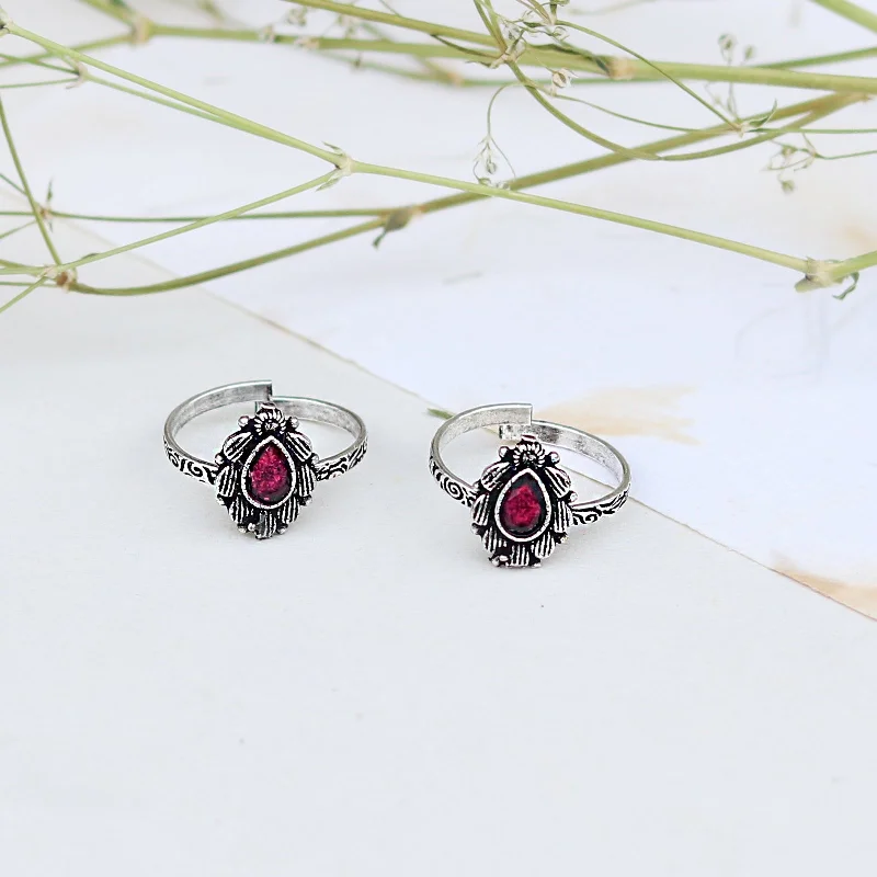 The Perfect Jewelry Piece At The Perfect Discount Teejh Pravya Pink Stone Silver Oxidised Toe Rings The Perfect Jewelry Piece At The Perfect Discount Teejh Pravya Pink Stone Silver Oxidised Toe Rings
