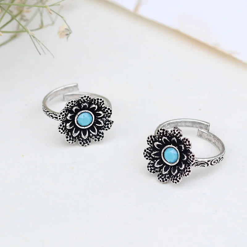 Dazzling Deals On Necklaces, Bracelets, And More Teejh Tishya Light Blue Stone Silver Oxidised Toe Rings Dazzling Deals On Necklaces, Bracelets, And More Teejh Tishya Light Blue Stone Silver Oxidised Toe Rings